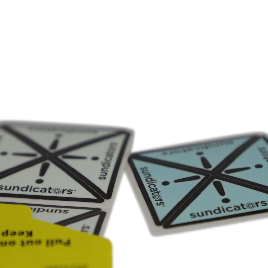 sundicators UV colour changing sunscreen stickers